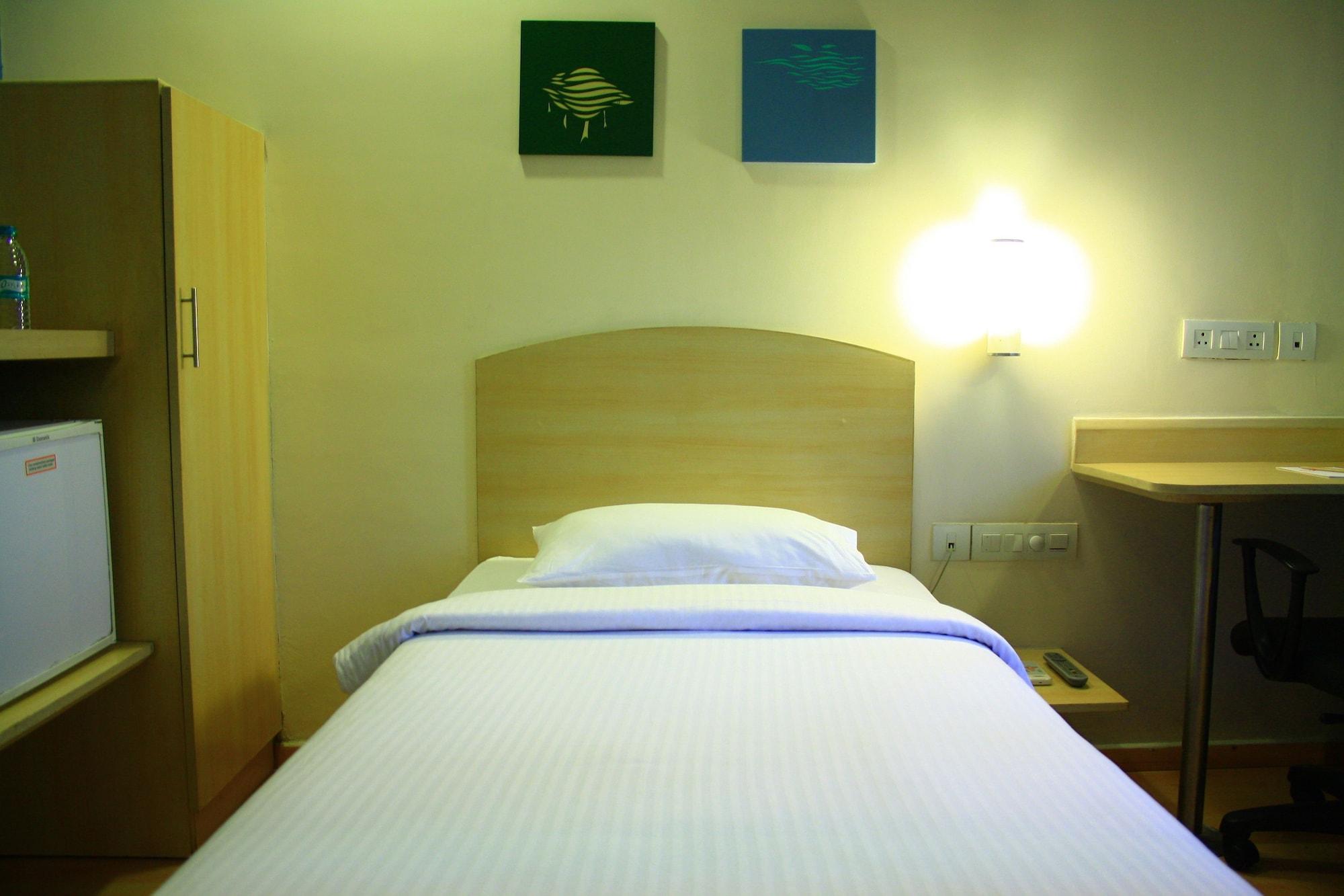 Hotel Manesar Gurgaon Ngoại thất bức ảnh