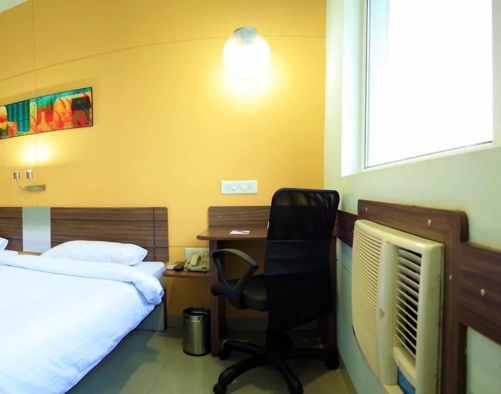 Hotel Manesar Gurgaon Ngoại thất bức ảnh