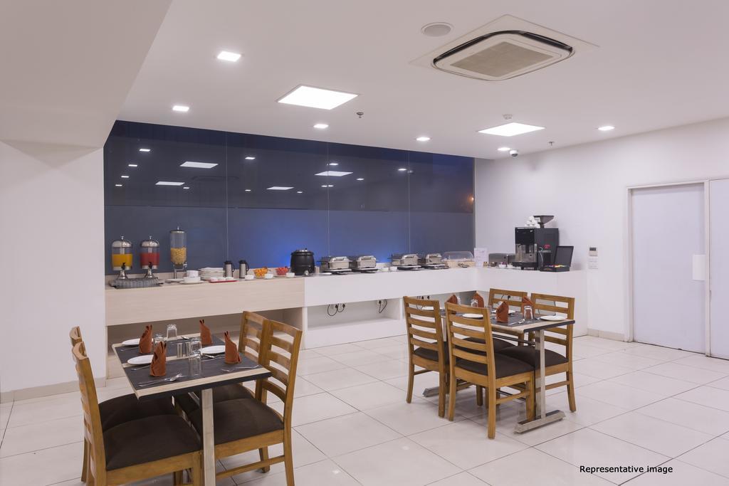 Hotel Manesar Gurgaon Ngoại thất bức ảnh