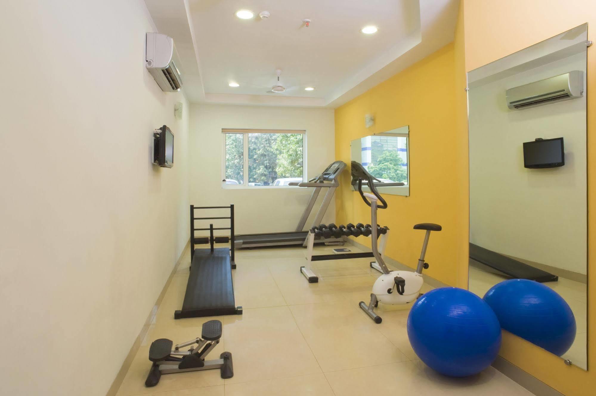 Hotel Manesar Gurgaon Ngoại thất bức ảnh