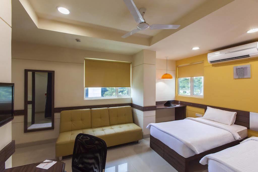 Hotel Manesar Gurgaon Ngoại thất bức ảnh